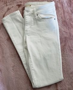 Levi's White Skinny Jeans - size 26, mid rise